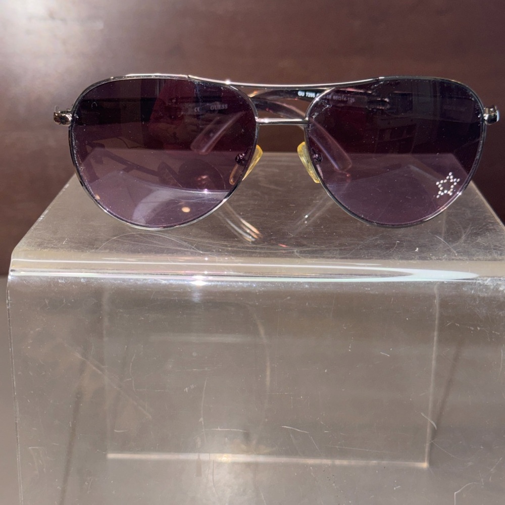 Guess - Women’s Metal Aviator Sunglasses
